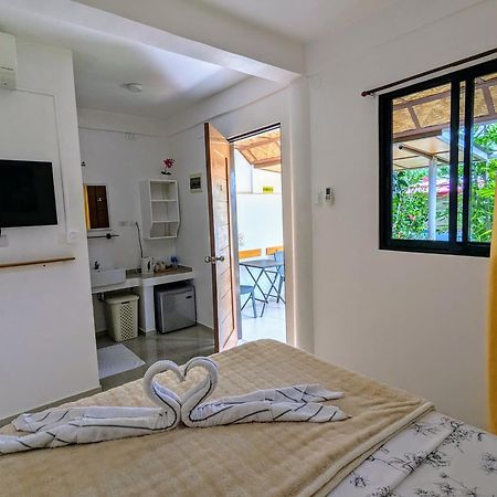 Astillo'S Guest Houses Moalboal Exterior foto